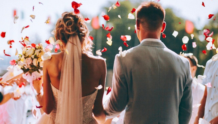 Chiêm bao thấy người yêu hiện tại cùng bạn kết hôn Chiêm bao thấy người yêu hiện tại cùng bạn kết hôn